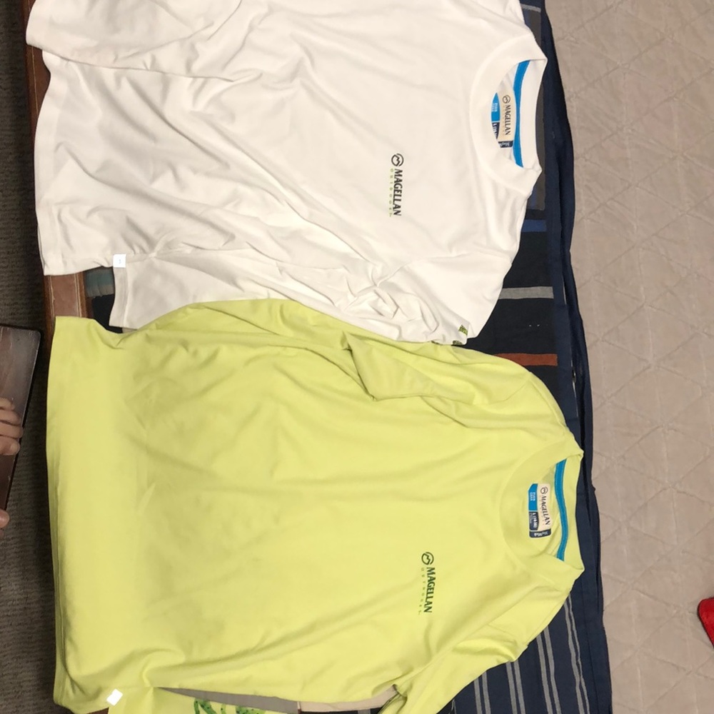 Long sleeve swim shirts like new size 14-16